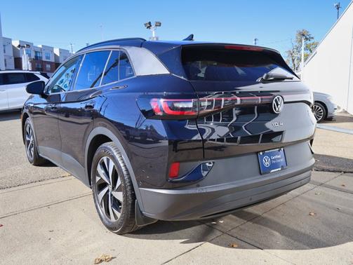 2023 Volkswagen ID.4 Pro