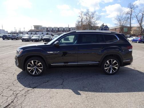 2025 Volkswagen Atlas 2.0T SEL Premium R-Line