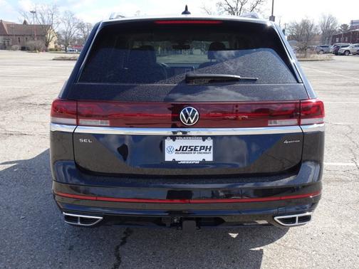 2025 Volkswagen Atlas 2.0T SEL Premium R-Line