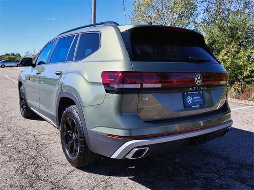 2025 Volkswagen Atlas 2.0T Peak Edition