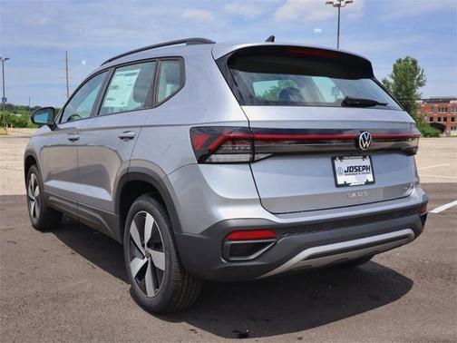 2025 Volkswagen Taos S