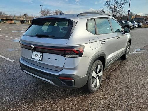 2025 Volkswagen Taos S