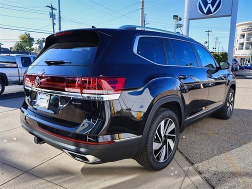 2026 Volkswagen Atlas 2.0T SEL