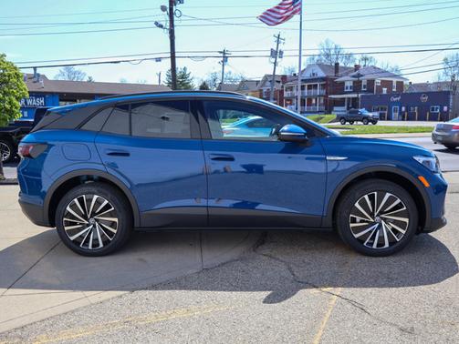 Mountain Lake Blue Metallic 2026 Volkswagen ID.4 Pro