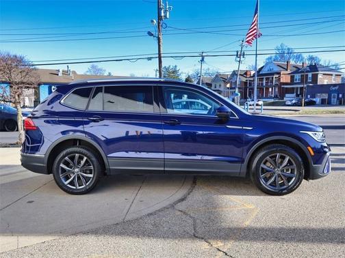 2022 Volkswagen Tiguan SE