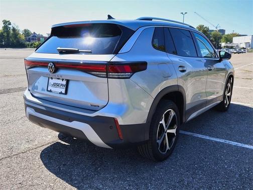 2025 Volkswagen Tiguan SE