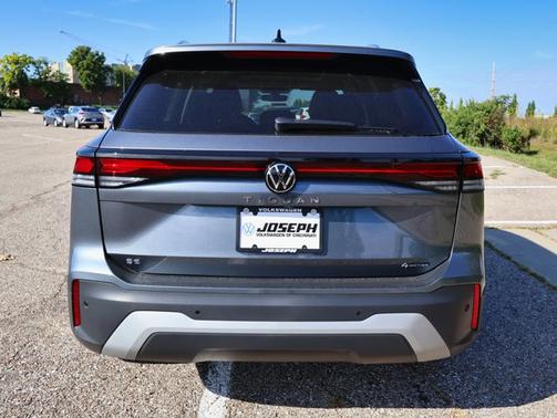 2025 Volkswagen Tiguan SE