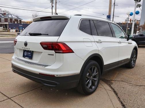 2022 Volkswagen Tiguan SE