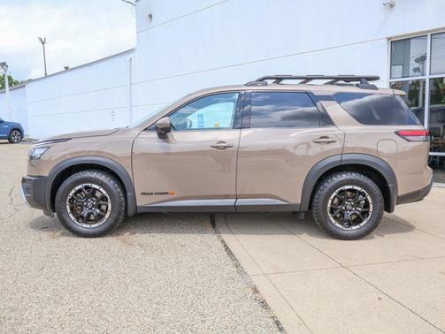 Baja Storm 2023 Nissan Pathfinder Rock Creek
