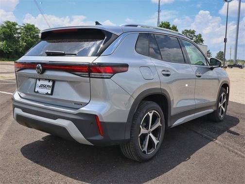 2025 Volkswagen Tiguan SE