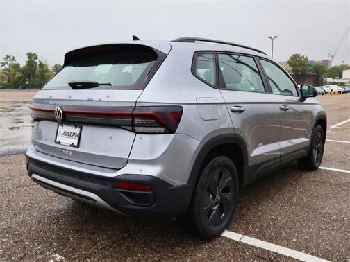 2025 Volkswagen Taos S