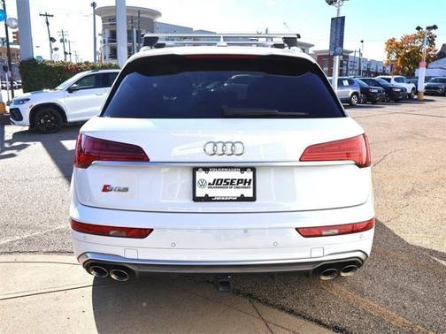 2022 Audi SQ5 Premium Plus