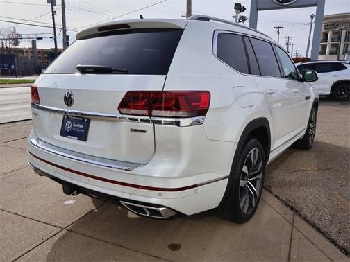 2022 Volkswagen Atlas 3.6L V6 SEL Premium R-Line