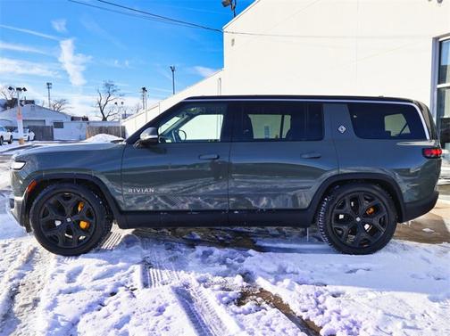 2023 Rivian R1S Launch Edition