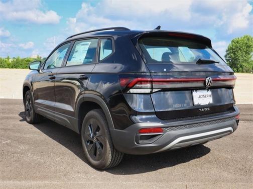 2025 Volkswagen Taos S