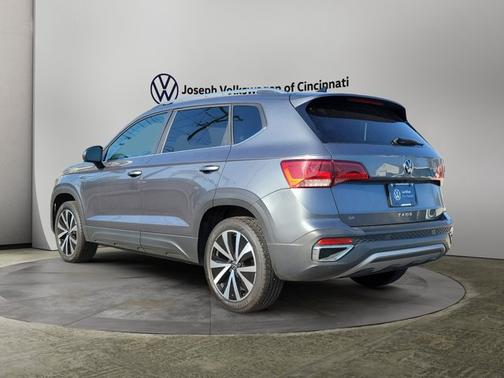 2024 Volkswagen Taos SE