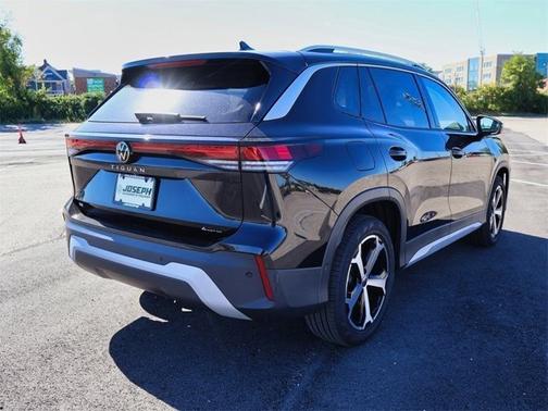 2025 Volkswagen Tiguan SE