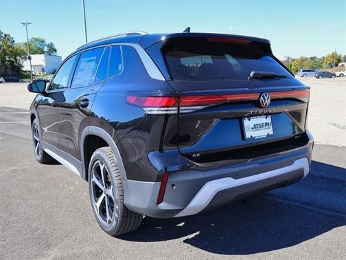 2025 Volkswagen Tiguan SE