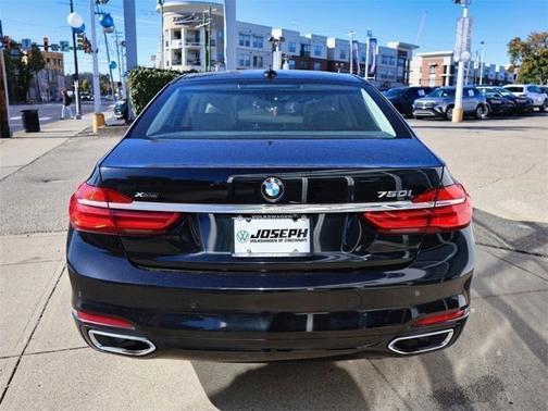 2018 BMW 750 i xDrive