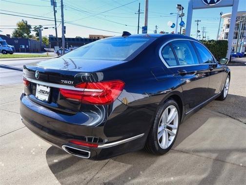 2018 BMW 750 i xDrive