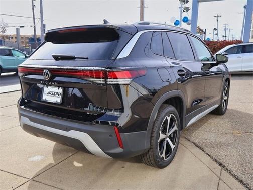 2026 Volkswagen Tiguan SE