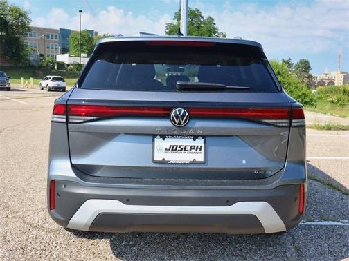 2025 Volkswagen Tiguan S