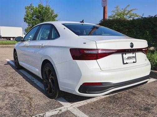 2025 Volkswagen Jetta SE