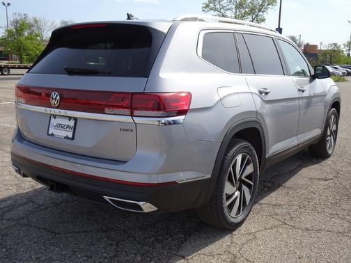 2025 Volkswagen Atlas 2.0T SEL