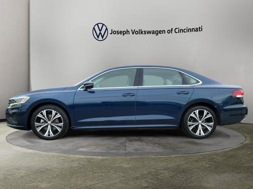 2022 Volkswagen Passat 2.0T SE