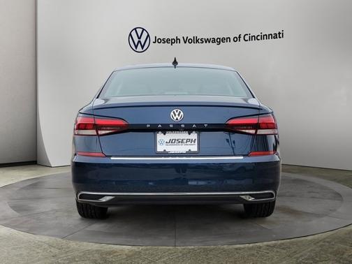 2022 Volkswagen Passat 2.0T SE
