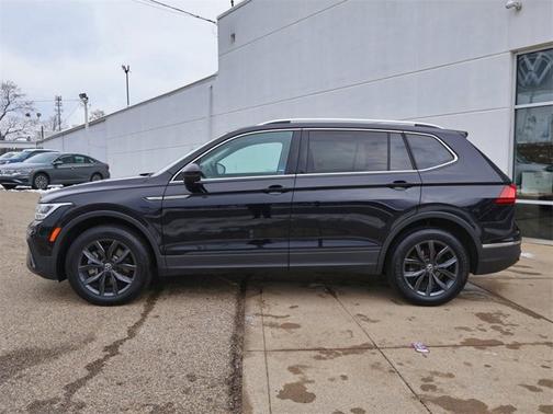 2023 Volkswagen Tiguan SE