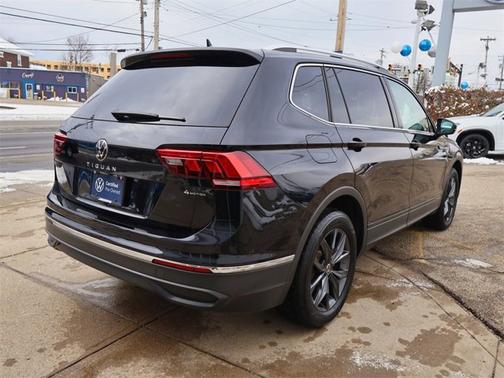 2023 Volkswagen Tiguan SE
