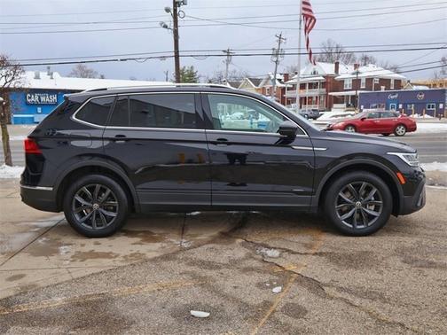 2023 Volkswagen Tiguan SE