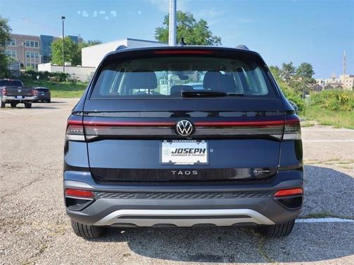 2025 Volkswagen Taos S