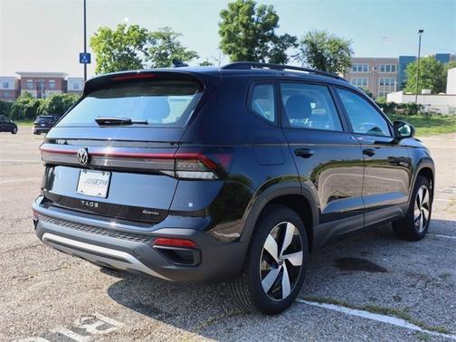 2025 Volkswagen Taos S