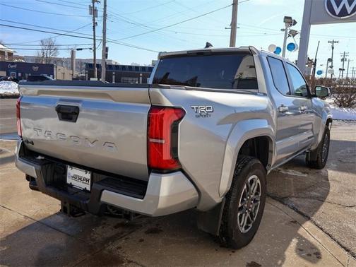 2024 Toyota Tacoma TRD Sport