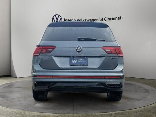 2024 Volkswagen Tiguan SE R-Line Black