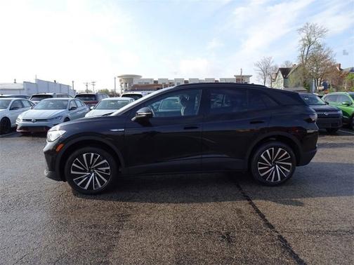 2025 Volkswagen ID.4 Pro