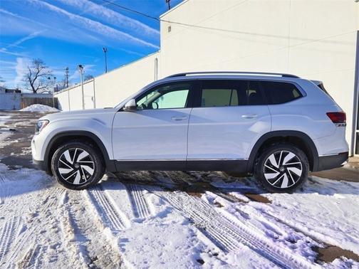 2025 Volkswagen Atlas 2.0T SEL