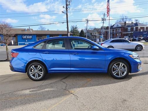 2024 Volkswagen Jetta SE