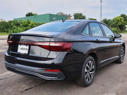 2025 Volkswagen Jetta S