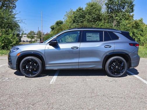 2025 Volkswagen Tiguan SE R-Line Black