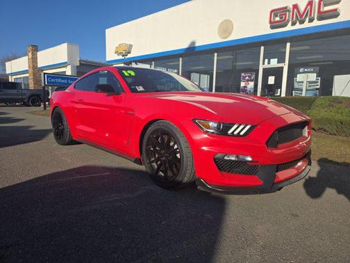 2019 Ford Shelby GT350 Base