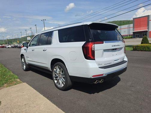 Glacier White Tricoat 2026 GMC Yukon XL Denali