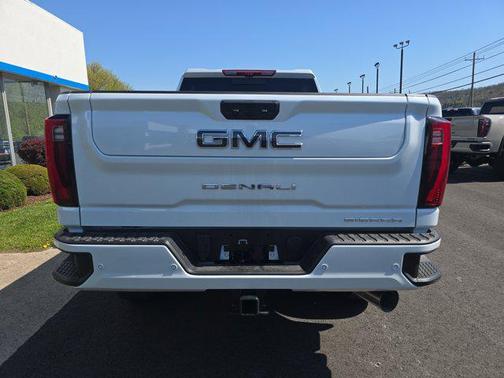 Glacier White Tricoat 2026 GMC Sierra 3500 Denali