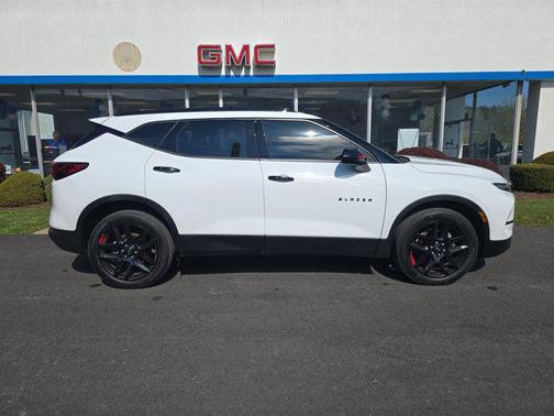 Summit White 2023 Chevrolet Blazer 2LT