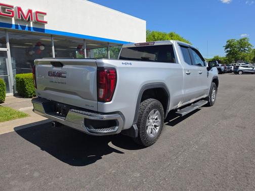 Quicksilver Metallic 2021 GMC Sierra 1500 SLE
