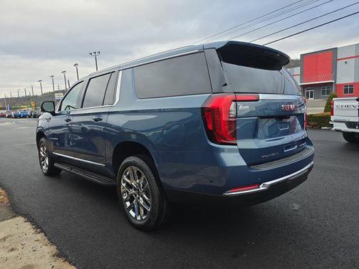 2026 GMC Yukon XL 4WD Elevation