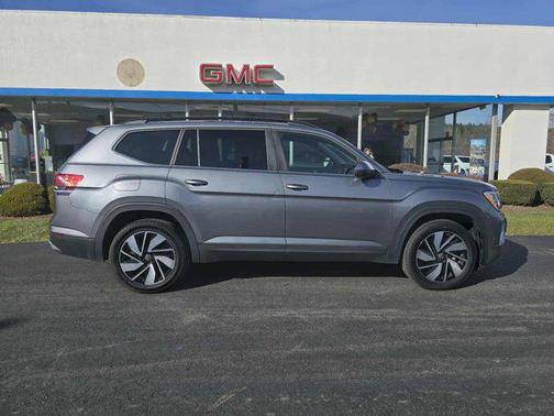 2024 Volkswagen Atlas 2.0T SE w/Technology 4MOTION