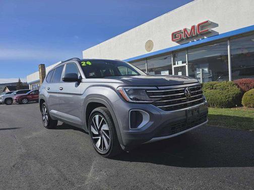 2024 Volkswagen Atlas 2.0T SE w/Technology 4MOTION